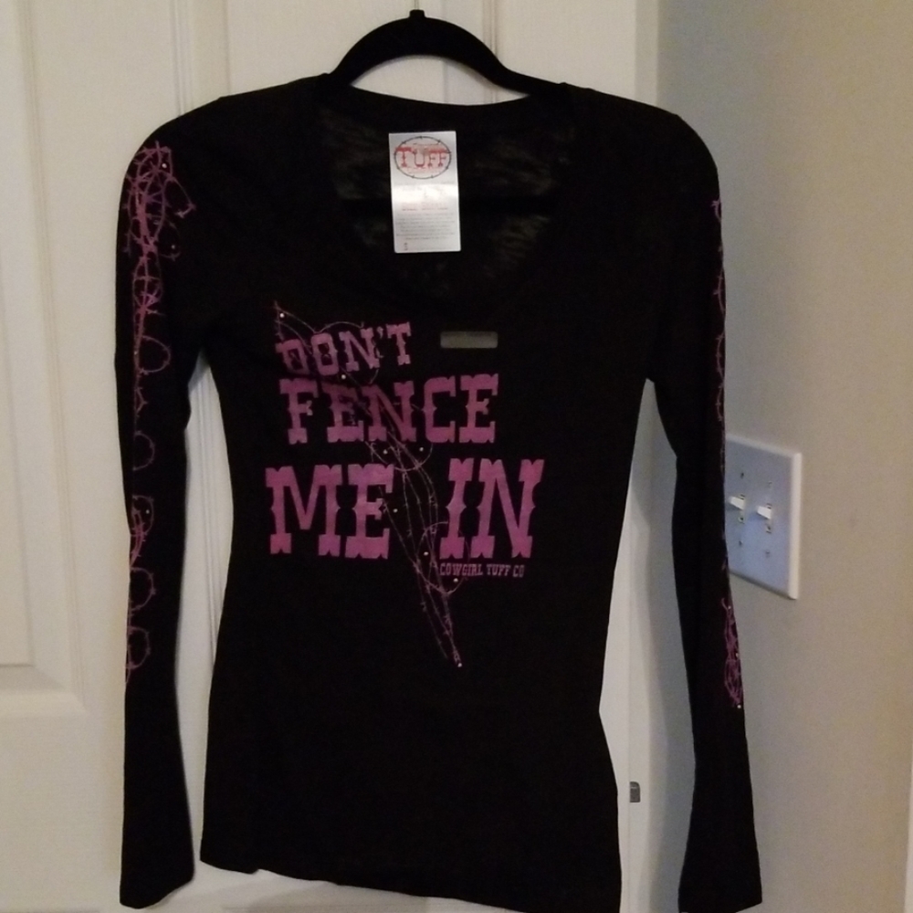 NWT Cowgirl Tuff Burnout Tee-Small-FIRM
